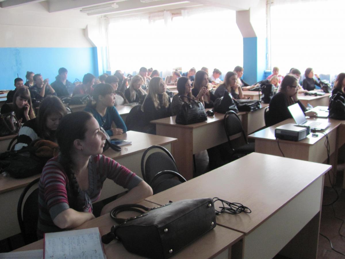 Встреча студентов с представителями ОАО «Восточный экспресс банк» Фото 1