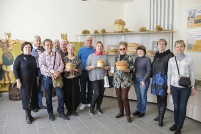Московские туристы посетили музей «Саратовский калач»