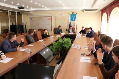 Первое заседание комитета Молодежного парламента при Саратовской областной Думе XII созыва по аграрным вопросам, земельным отношениям, экологии и природопользованию.