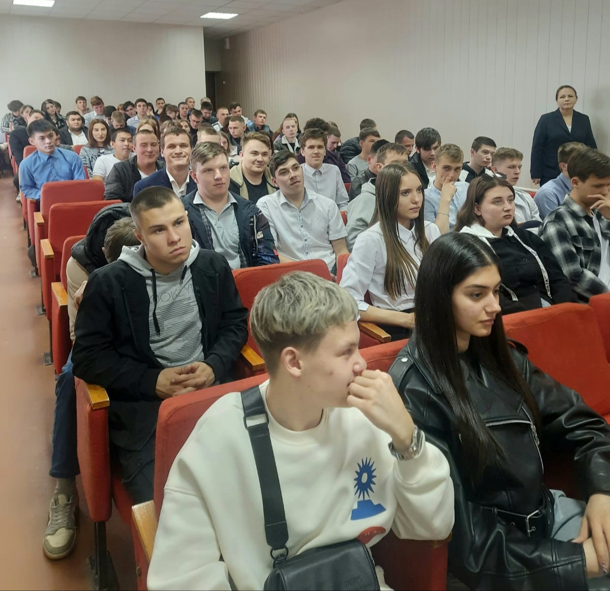 Встреча студентов выпускных групп Марксовского филиала с представителями университета Фото 4