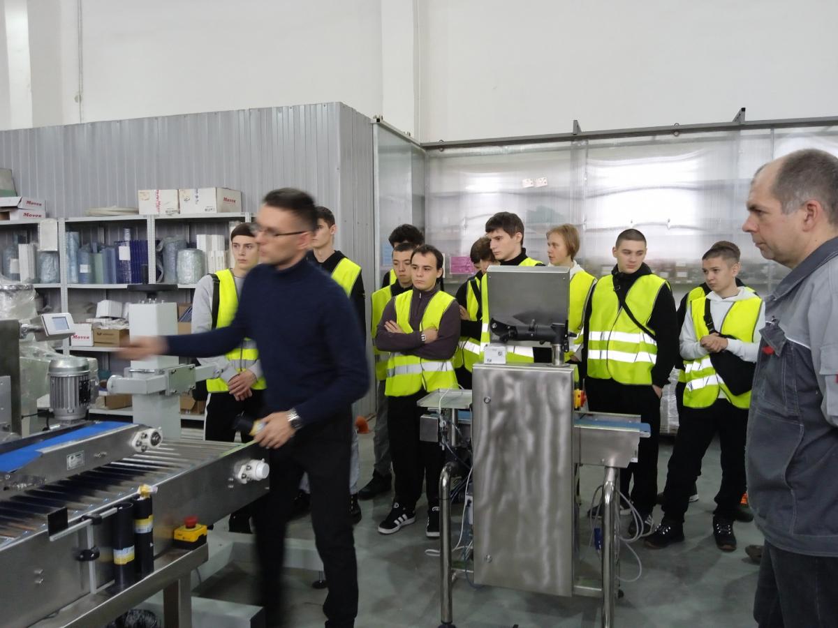 Обучающиеся ФТК посетили завод по производству конвейеров Фото 4