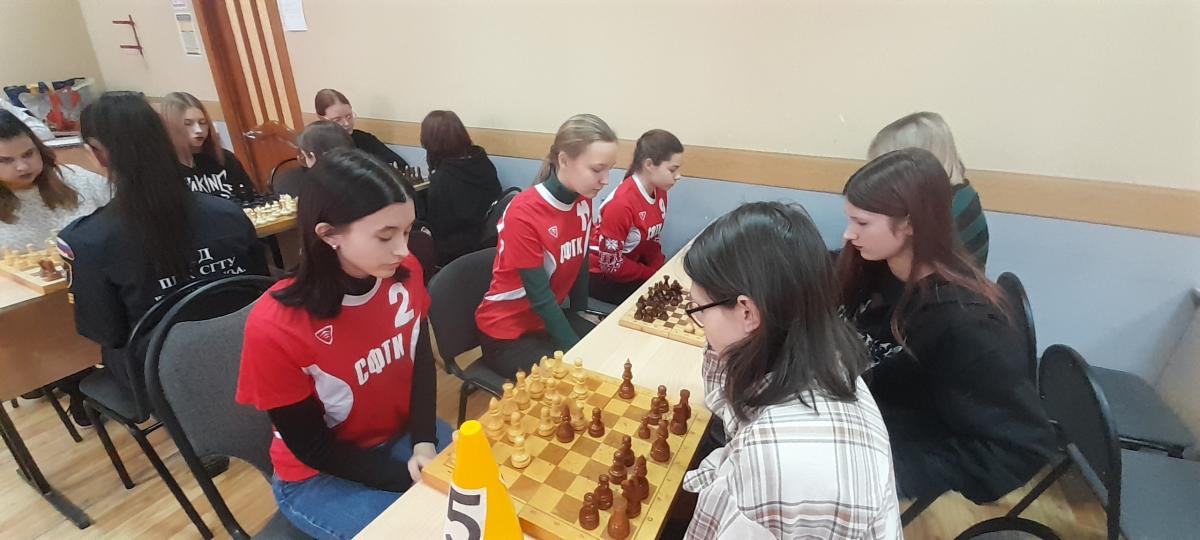 Соревнования по шахматам среди СПО Фото 2