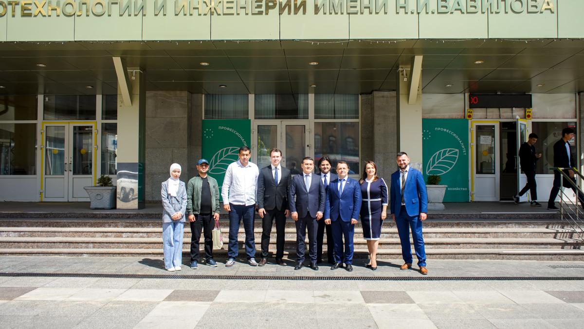 Вавиловский университет посетила делегация из Узбекистана Фото 13