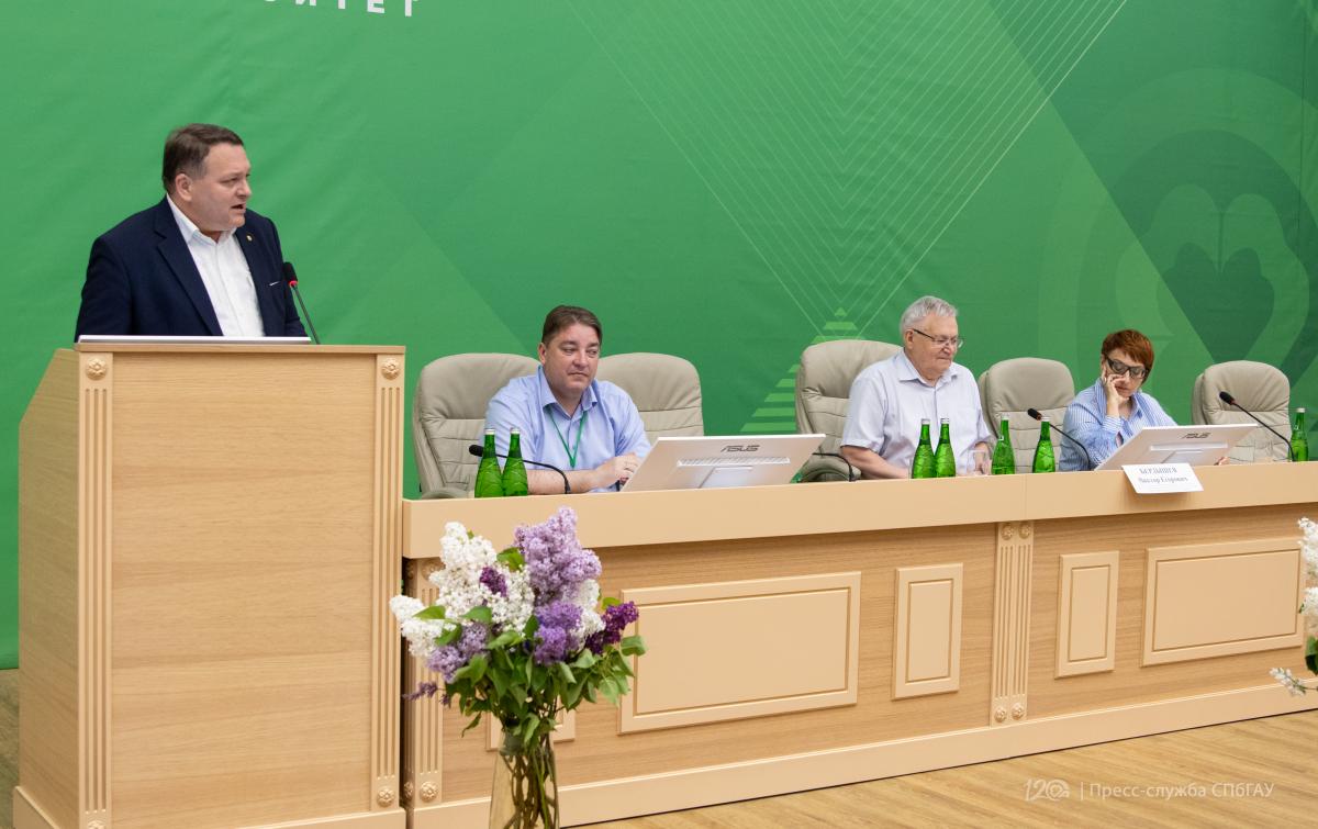 Декан АФ принял участие во Всероссийском семинар-совещании Фото 3