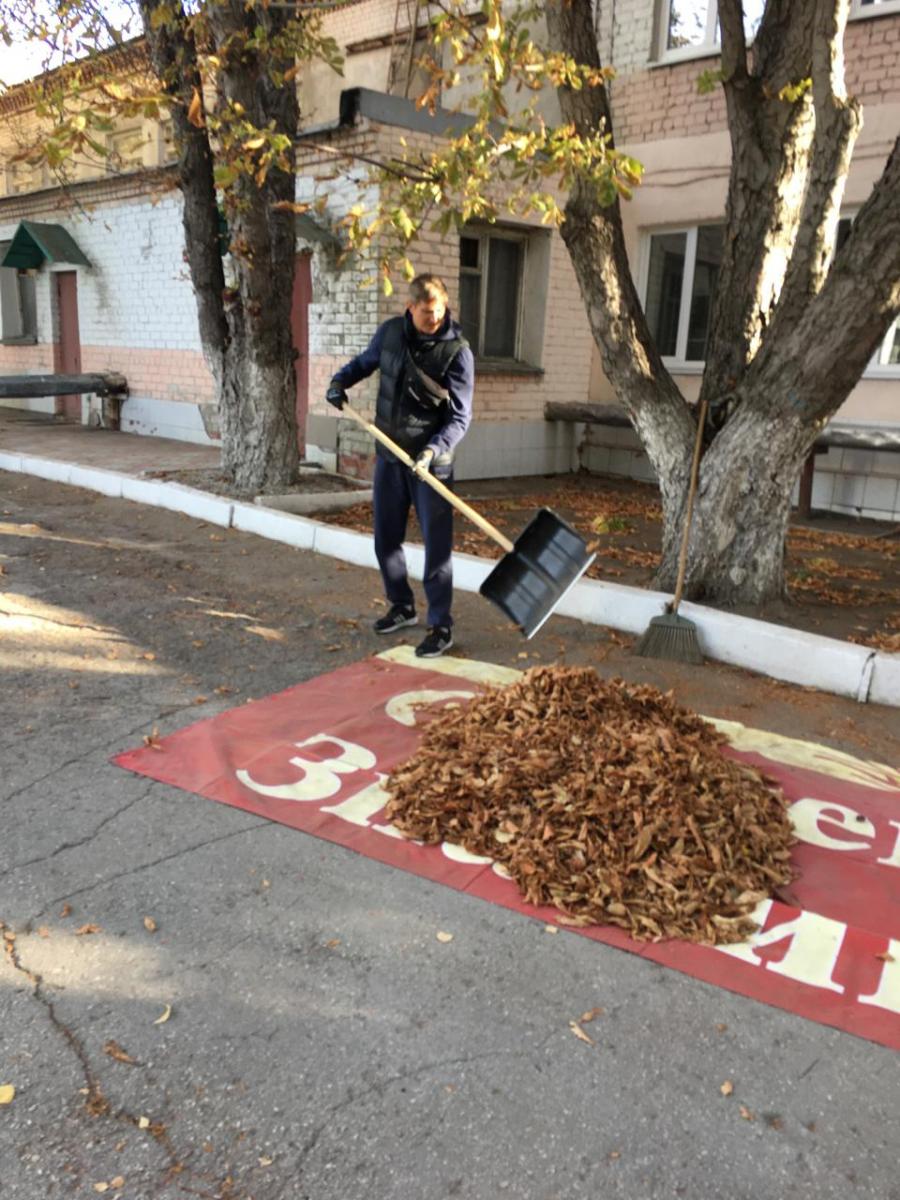 Городской субботник Фото 2