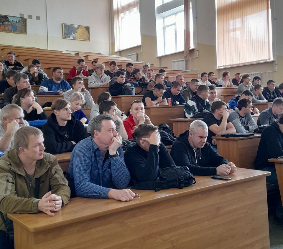 «Неделя с ПАО «Россети Волга»: Прошли экскурсии и мастер-классы Фото 3