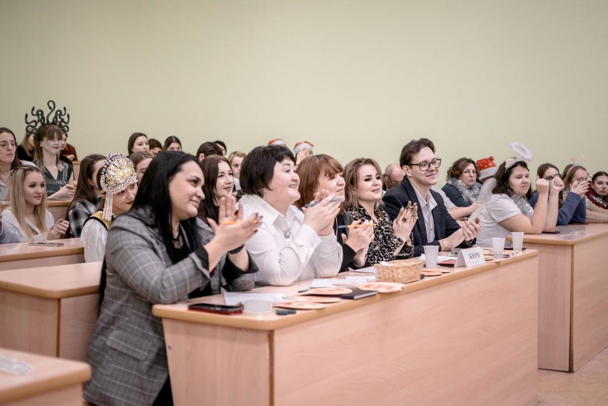 В преддверии новогодних праздников, 18 декабря в Институте биотехнологии состоялся яркий творческий конкурс "Традиции празднования Нового года". Фото 5