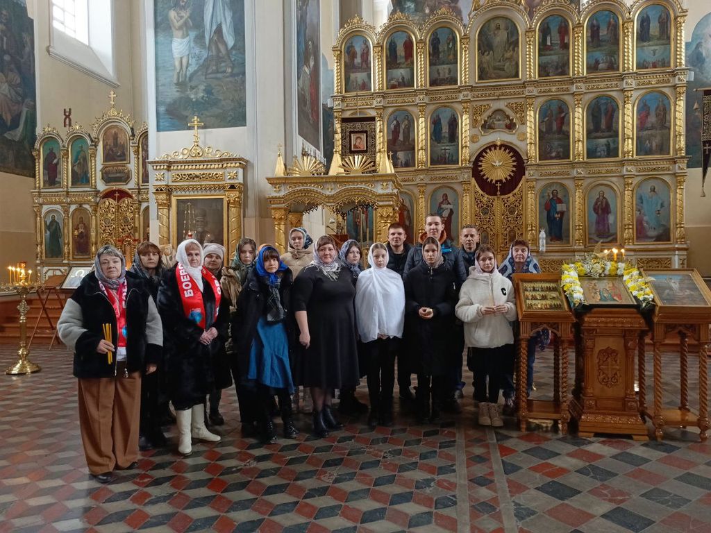 Экскурсия в Свято-Воскресенский собор Фото 3