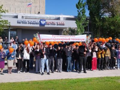 9 мая 2025 года, преподаватели и студенты, сотрудники техникума приняли участие в Параде Победы