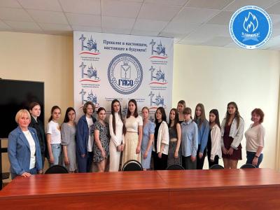 Студенты посетили выставку в Государственном архиве Саратовской области