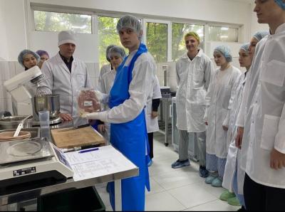Популяризация специальности 19.02.12 Технология продуктов питания животного происхождения, направленность «Производство продуктов питания из мясного сырья»