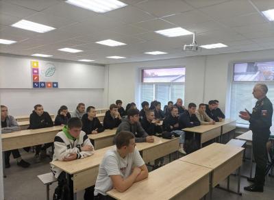 Встреча с представителями Саратовского высшего артиллерийского командного училища