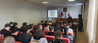 Встреча студентов выпускных групп с курсантами Саратовского высшего артиллерийского командного училища (СВАКУ) Кутянским Д.Р. и Тимченко Д.В.