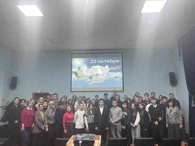 Музыкально-литературный вечер «Нам завещано помнить»