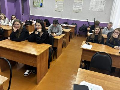 Классный час в группе З-18301 на тему: 