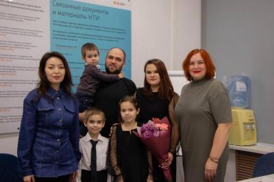 Новогоднее поздравление многодетной семьи