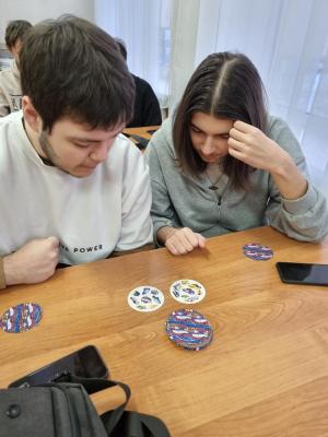 Классный час посвященный настольным играм в группе ЭА-18402