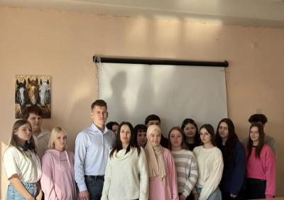 Встреча студентов колледжа с аспирантом университета