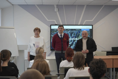 В центре «Галактика 64» стартовала профильная смена Вавиловского университета