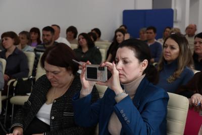 Совещание на тему «Роль экспертов и педагогов в создании оценочных заданий»